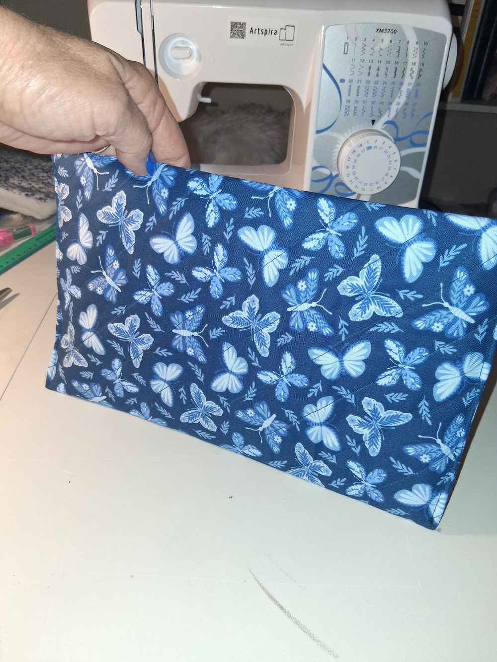 Ipad / Tablet Protector Handmade - Picture 4 of 6